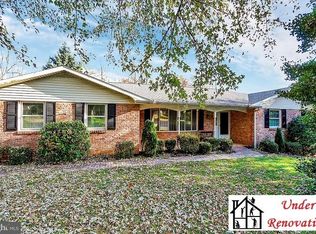 2245 Dandridge Dr, York, PA 17403