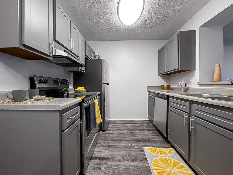 Beautiful Kitchen | Plantation Flats | North Charleston, SC