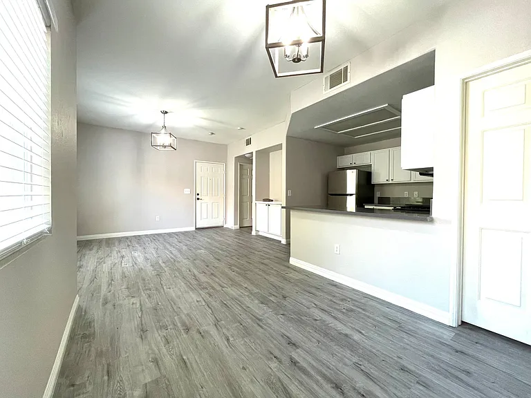 9580 W Reno Ave #236 — Photo 4