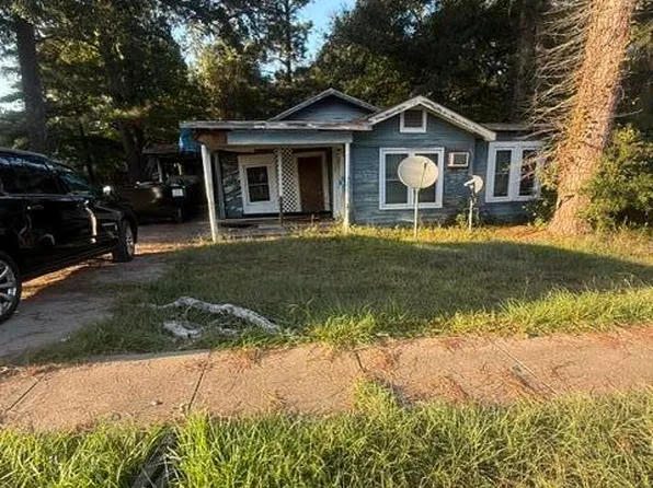 1715 W 7th St, Hattiesburg, MS 39401