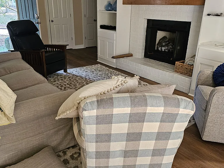 218 Woodhaven Ct #218 — Photo 2