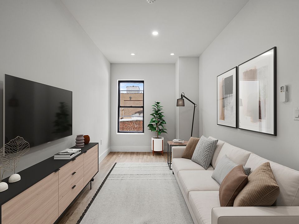 1st image of 500A 5th Ave APT 2