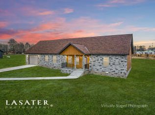 10951 W Hill Country Rd, Harrison, AR 72601