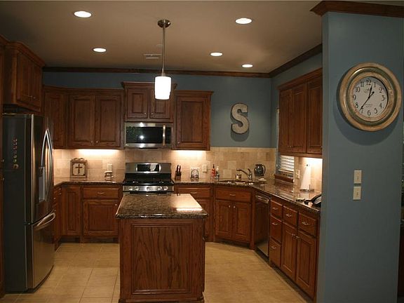 4th image of 12600 N Rockwell Ave Unit 29