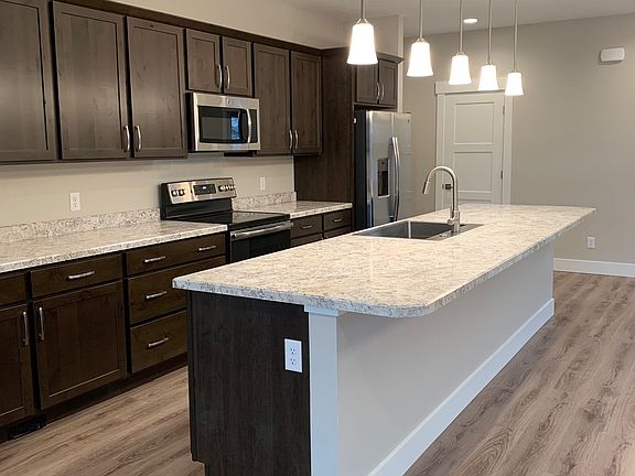 3rd image of 2758 Hamilton Way #1