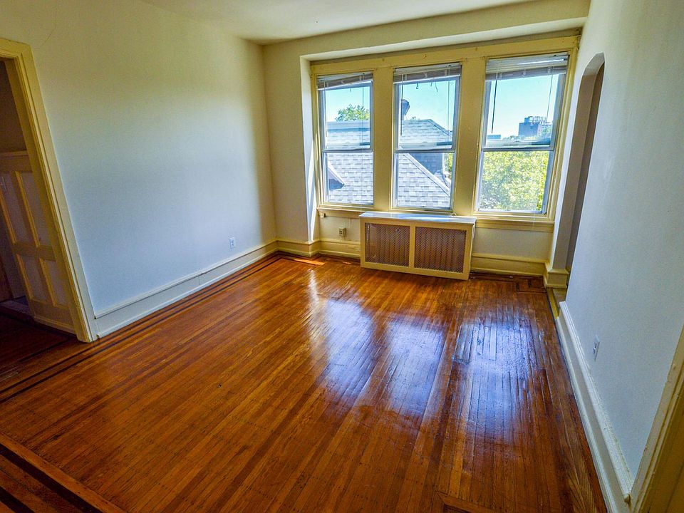 2nd image of 4017 Baltimore Ave APT C2