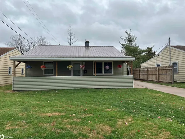614 Brentwood Dr, West Burlington, IA 52655