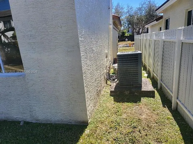 15843 SW 139th St — Photo 13