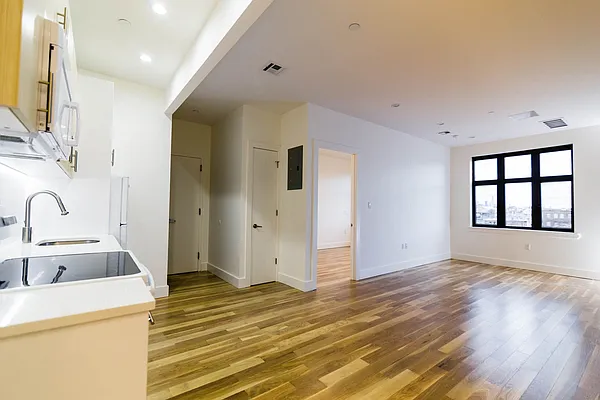 Rented by Nooklyn NYC LLC | media 59