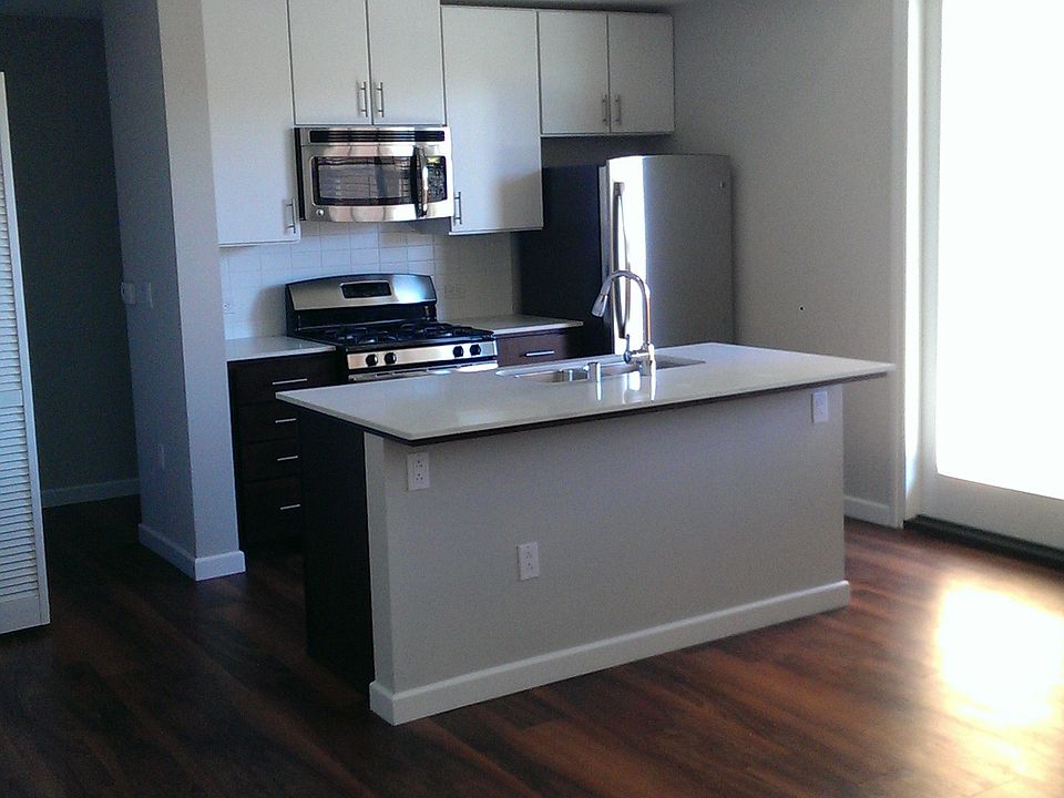 1st image of 1033 Doreen Pl APT E