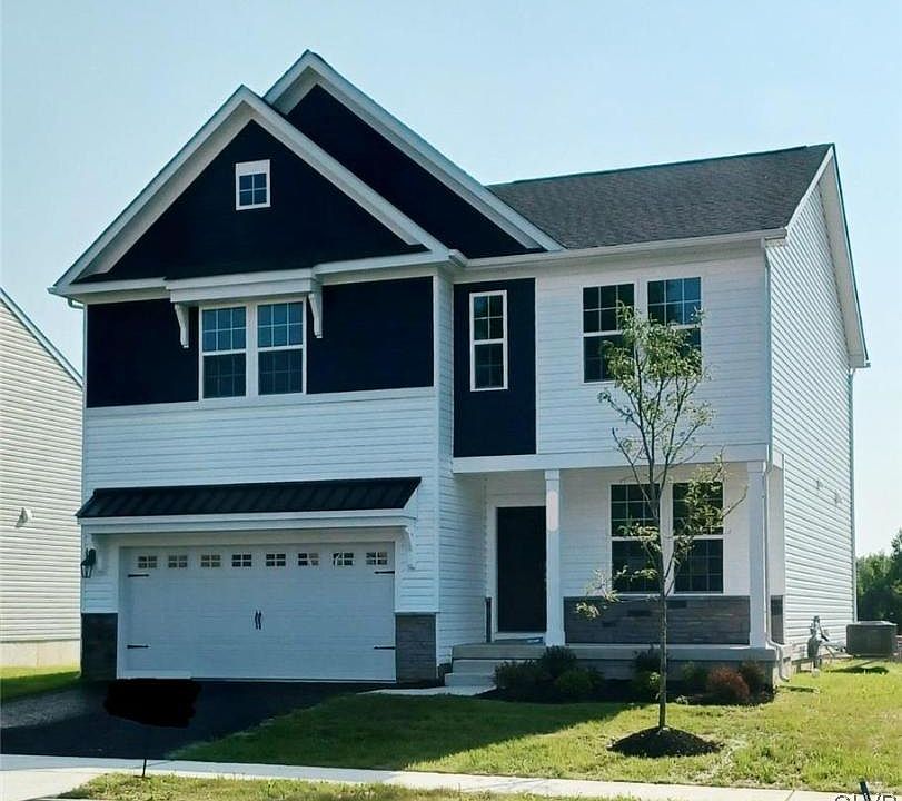 1st image of 302 Knollwood Dr
