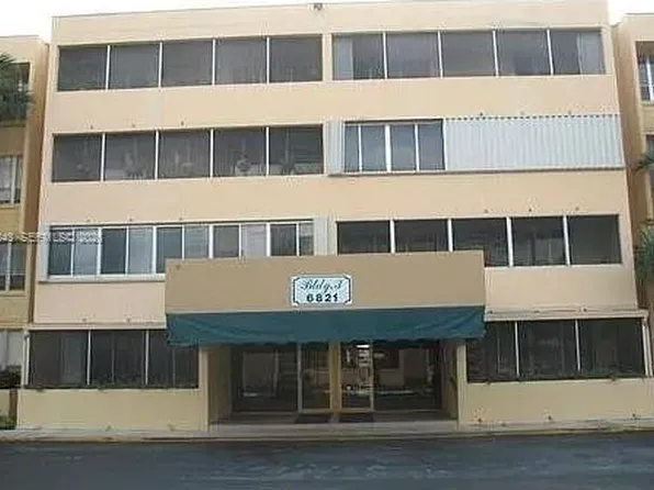 6821 SW 147th Ave APT 4H, Miami, FL 33193