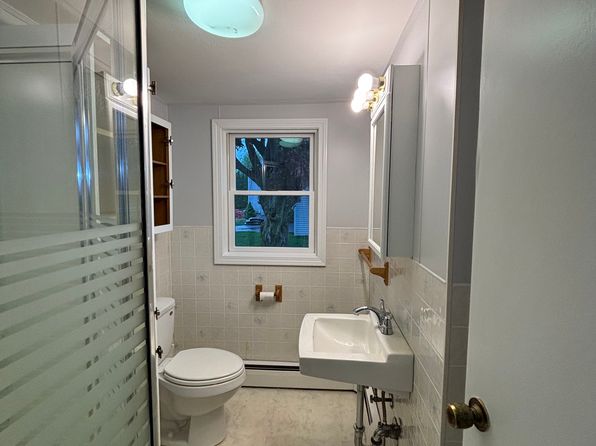 1 Hotchkiss St #5