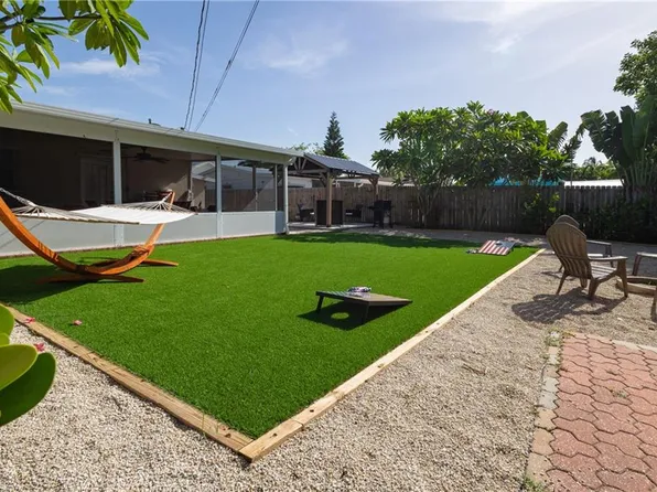 806 97th AVE N, NAPLES, FL 34108