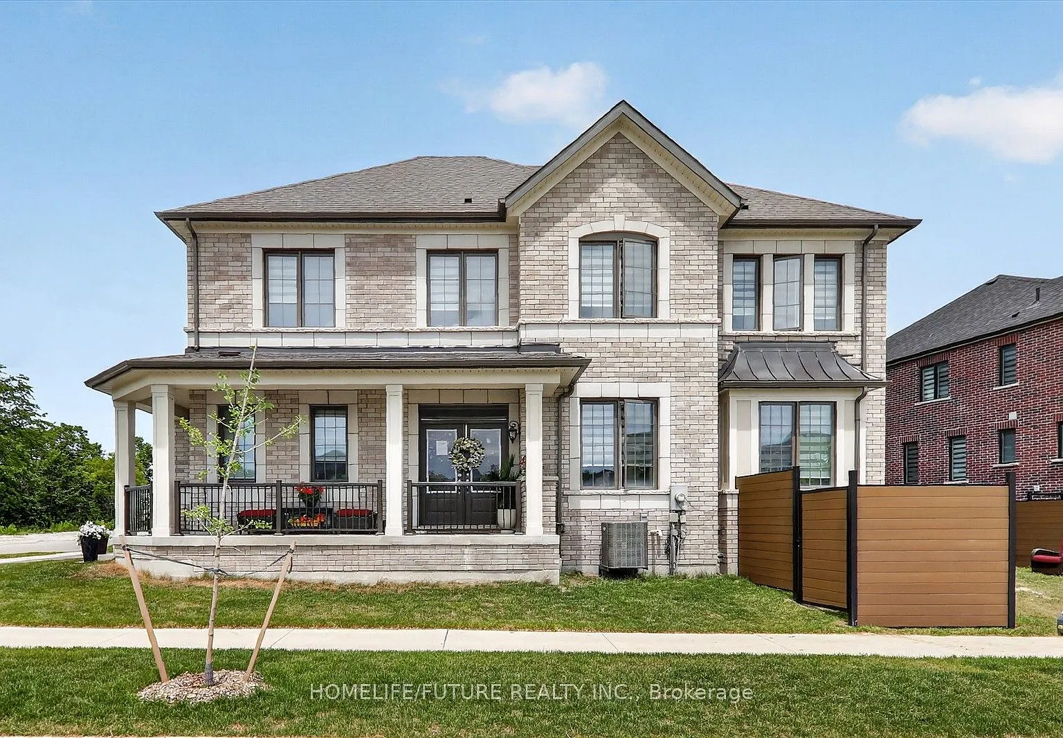 4 bed, $3,500 — Photo 1