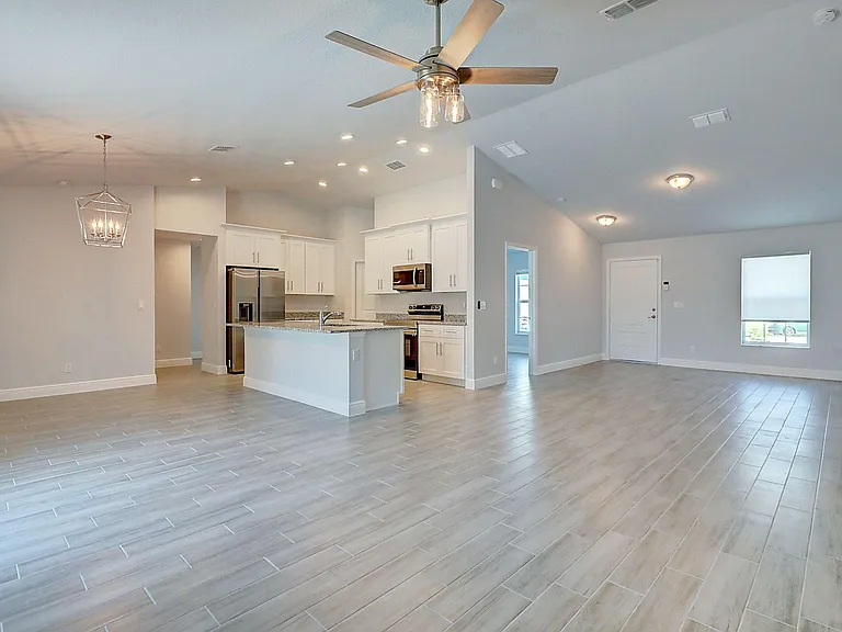 2352 SW Plum Ct — Photo 12