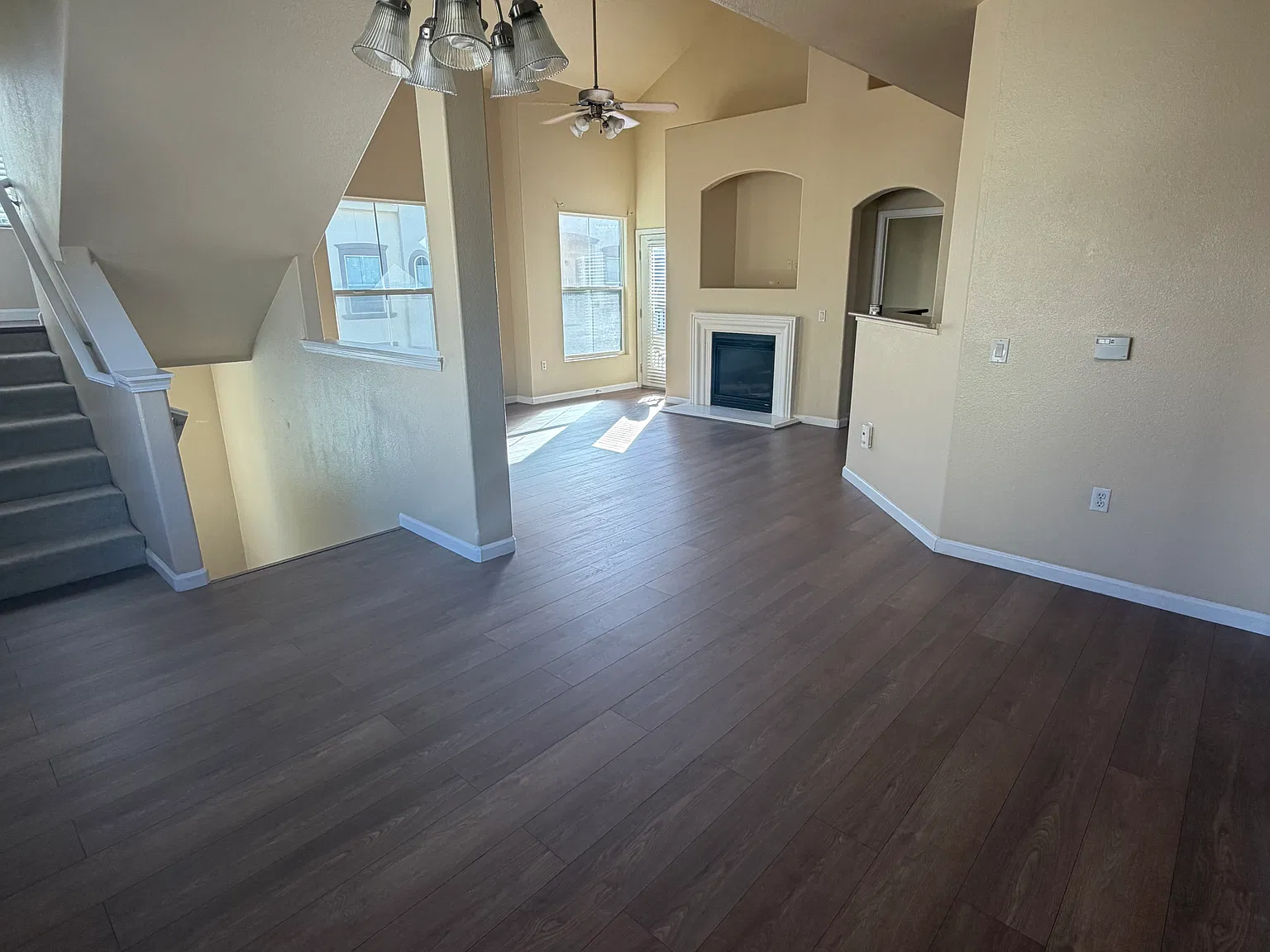 2 bed, 1519 sqft, $2,500 — Photo 2