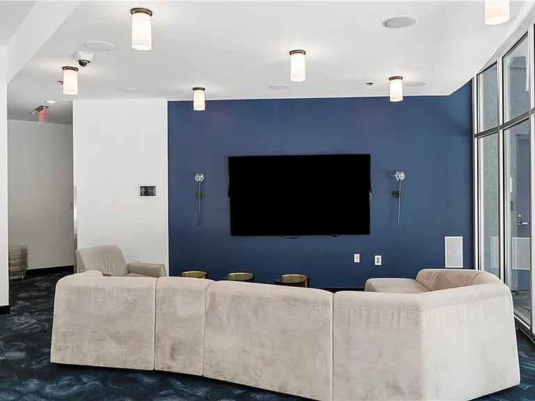 950 W Peachtree St NW #1413 — Photo 20