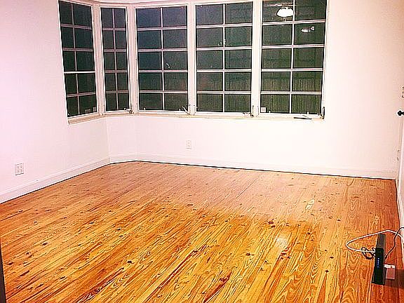 4th image of 1520 Euclid Ave APT 5