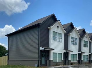 1320 N Kings Hwy, Nash, TX 75569