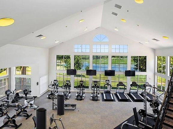 4th image of 1300 N Pebble Beach Cir APT 302