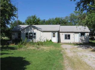 1203 Oak St, El Dorado, KS 67042