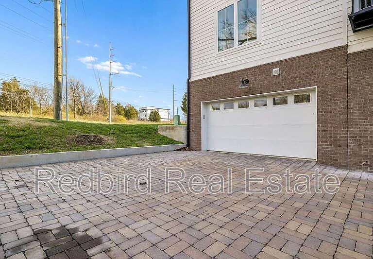 2050 McKinley St — Photo 35