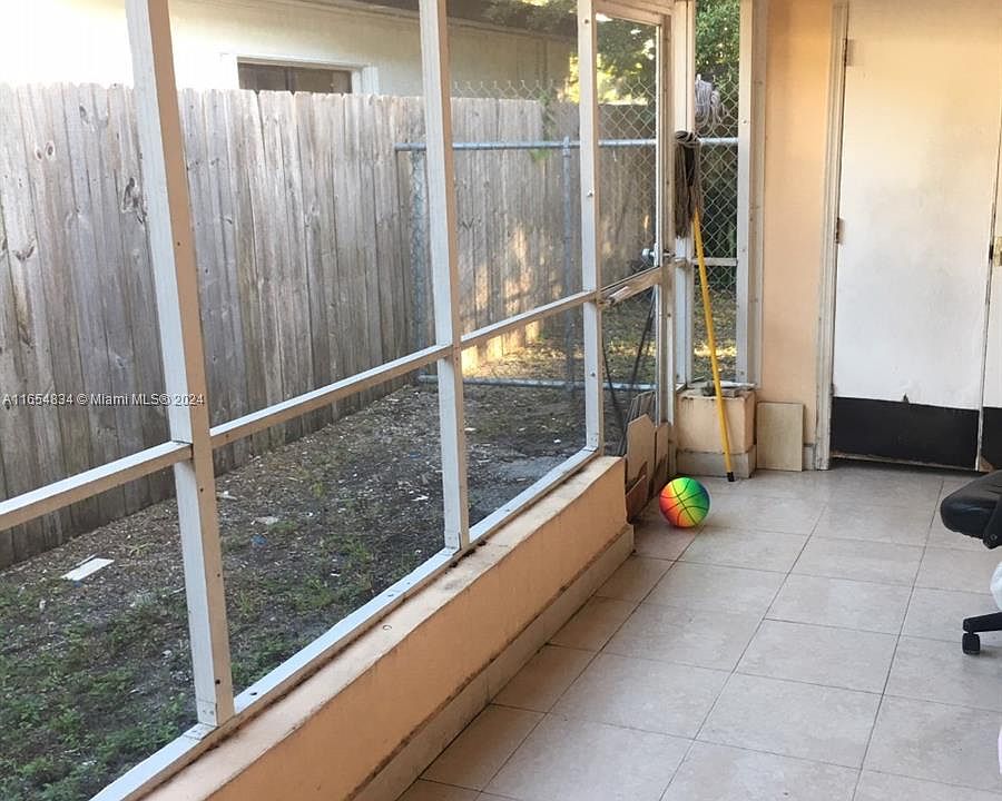 1st image of 10346 NW 130th St