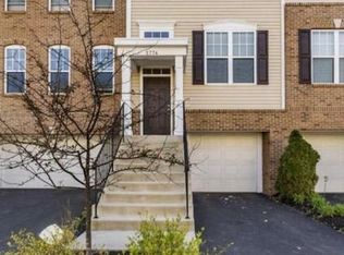 2774 Acarie Dr, Columbus, OH 43219