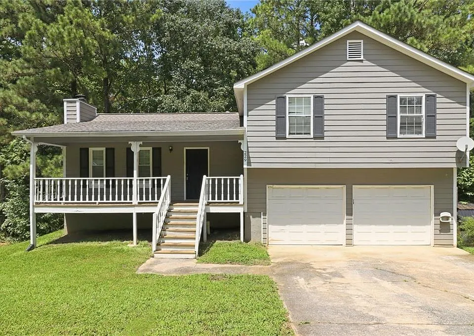 229 Hampton Dr