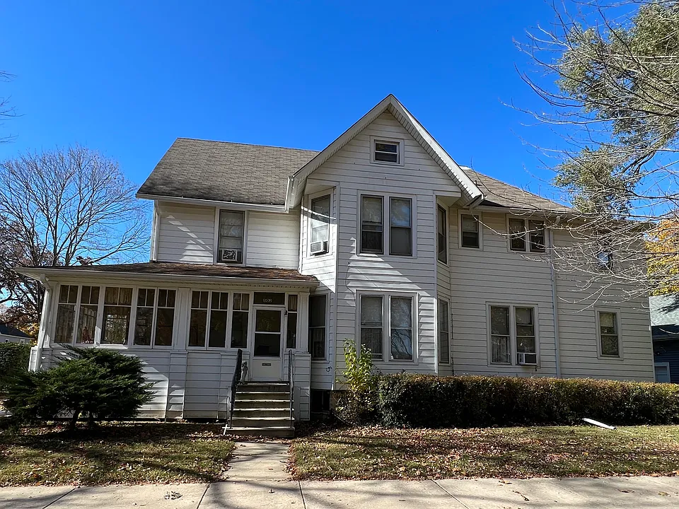 304 W Jackson St #3
