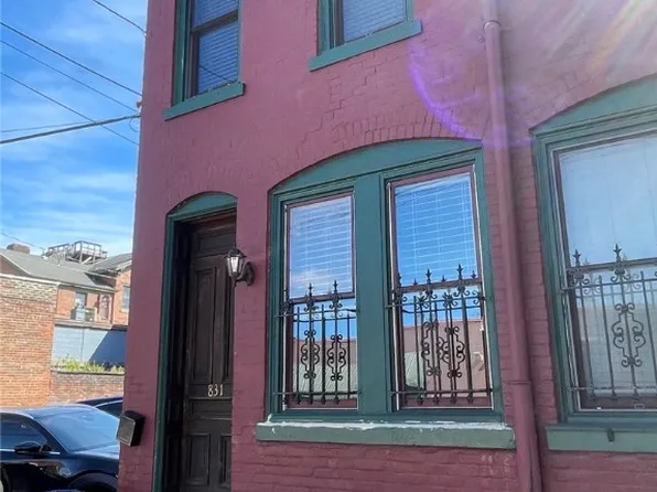 831 Dounton Way, Pittsburgh, PA 15233