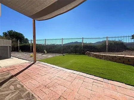 3 bed, 2.5 bath, 2258 sqft, $3,400 — Photo 3