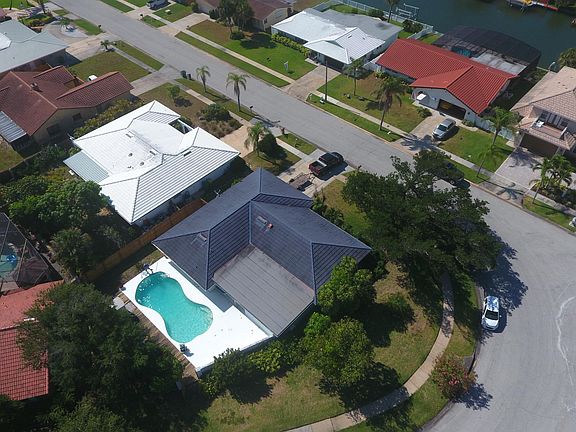 2nd image of 323 Jack Dr