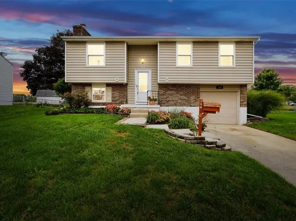 108 Wickham Farm Dr, Union, OH 45322