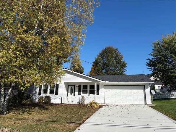 310 Trailwood Dr, Painesville, OH 44077