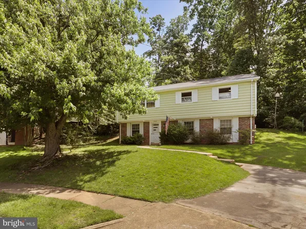 9429 Ardath Pl, Fairfax, VA 22032