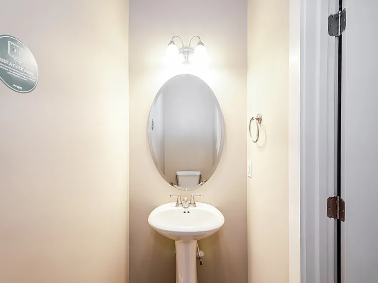 3016 Watsonia Dr — Photo 21