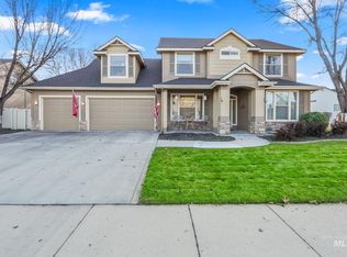 315 E Halpin Dr, Meridian, ID 83646