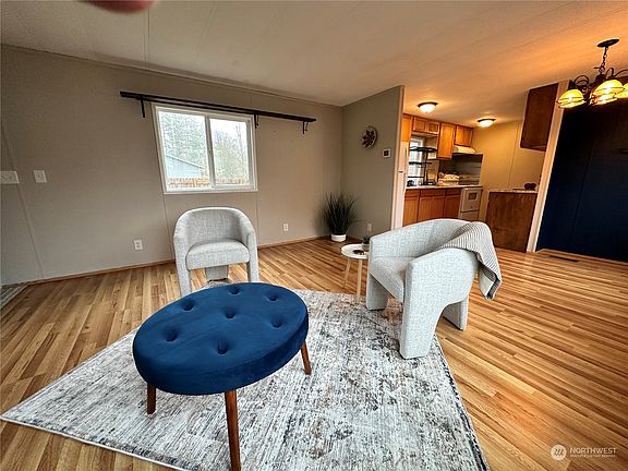 5th image of 2616 SW Scotlac Dr