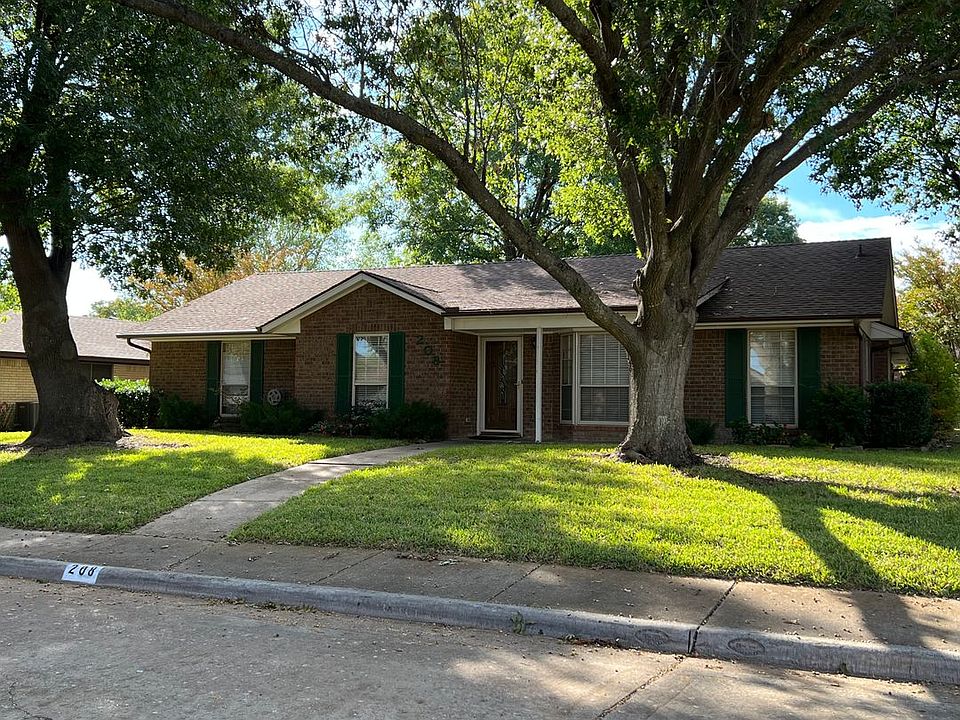 208 Iroquois Ln, Waxahachie, TX 75165 | Zillow