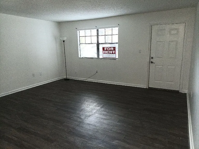 Living & Dinning room