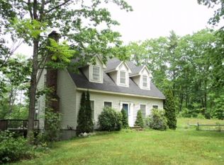 312 Whitehall Rd, Hooksett, NH 03106