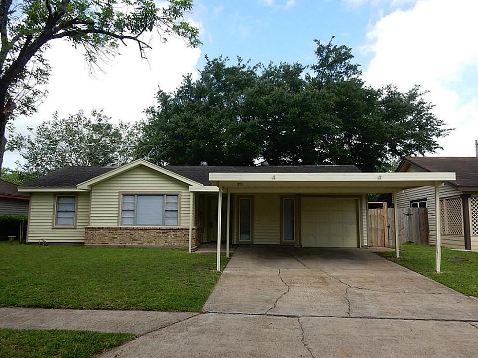 1st image of 210 Linda St