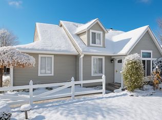 4180 Castle Rdg, Akron, OH 44321