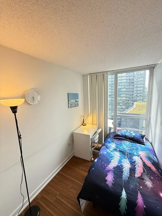 Flex Room - Queens Wharf Rd & Fort York Blvd — Photo 2