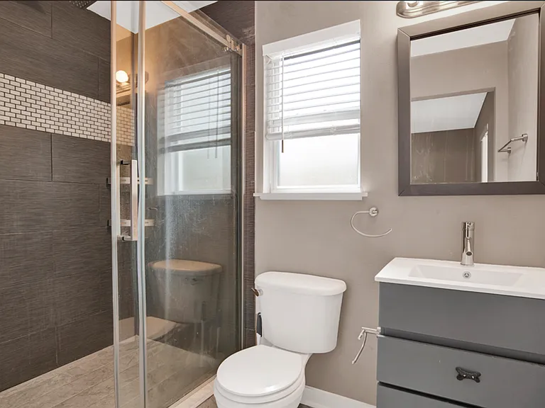 1059 Antigua Cir — Photo 13