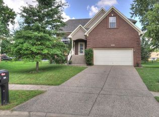 7520 Belinda Way, Louisville, KY 40291