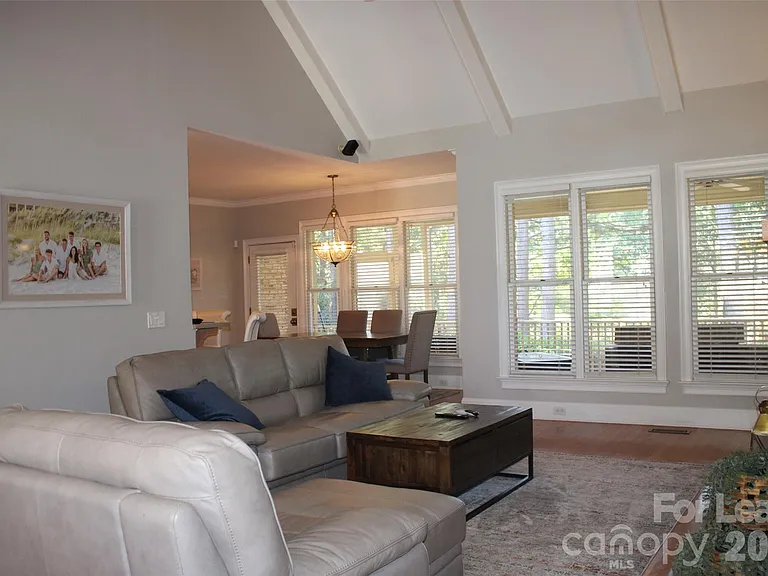 17404 Summer Place Dr — Photo 9