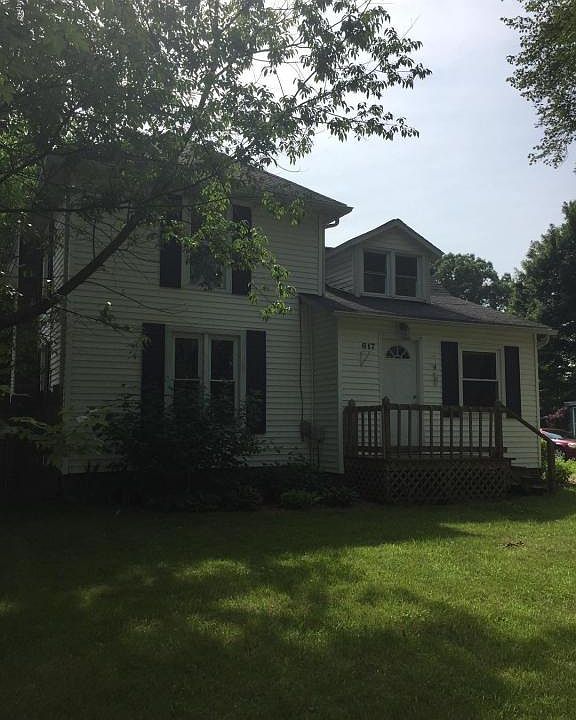 2nd image of 617 Hamilton St